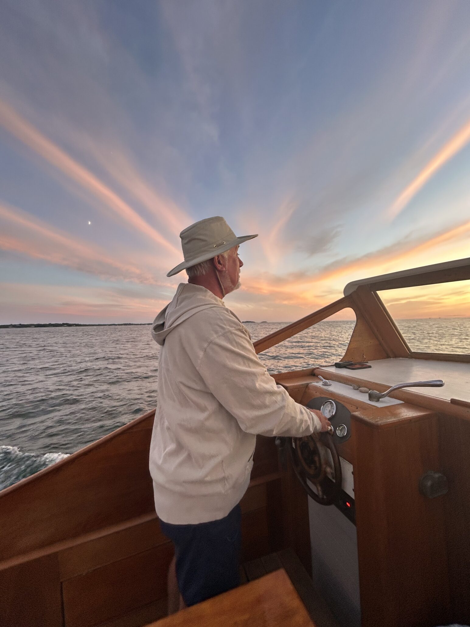 Mystic River Cruises Private Boat Cruise Mystic CT Captain Eric